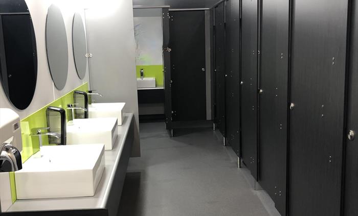 Mens Shower Facilities